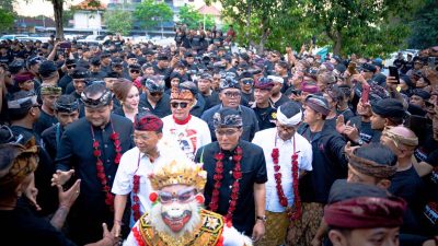 Belasan Ribu Krama Badung Siap Menangkan Koster-Giri dan Adicipta, Aliansi Bali Angunggah Shanti: Kerja Keras, Gerak Santun, Damai dan Humanis. FOTO ist