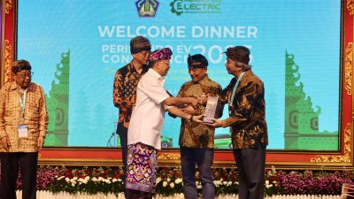 Jenderal TNI Purn Dr Moeldoko puji Gubernur Bali Wayan Koster sebagai pelopor ekonomi hijau.