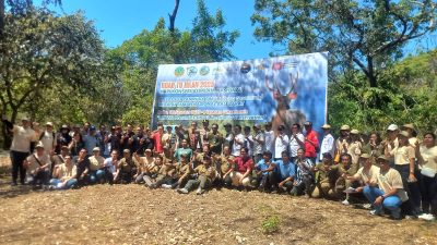 Dalam rangka memperingati Hari Konservasi Alam Nasional (HKAN) 2025 dan menyambut HUT ke-23, Bali Zoo menggandeng Balai Konservasi Sumber Daya Alam (BKSDA) Bali serta Balai Taman Nasional Bali Barat (BTNBB) untuk melepasliarkan 12 ekor Rusa Timor (Rusa timorensis) pada Rabu, 6 Agustus 2025.