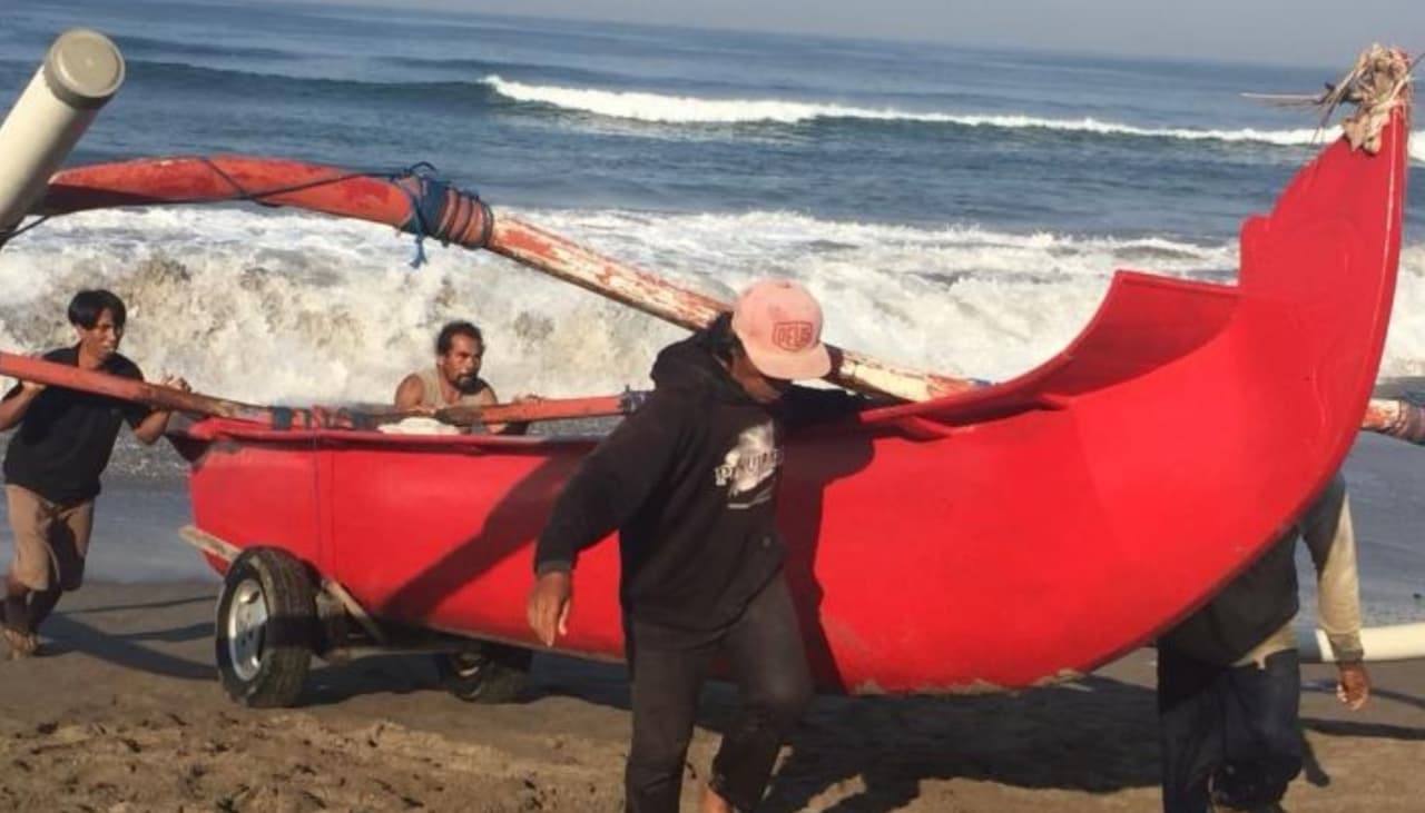 Ilustrasi foto pantai Canggu. Jarak Denpasar Kuta Dekat, Bisa Singgah Double Six dan Petitenget, Punya Air Sebening Kristal dan Pasir Bersih. FOTO website Desa Canggu.