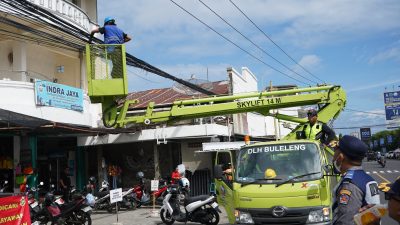Pemkab Buleleng Tertibkan Kabel Fiber Optik Semrawut, Jalan Pramuka Jadi Titik Awal. FOTO ist