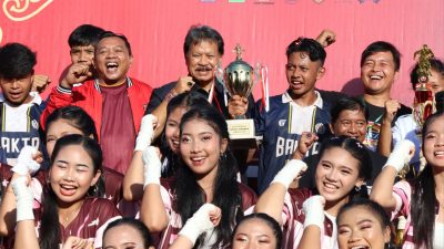 SMAN 1 Kediri (Bakta) Raih Juara SMASTA Cup XXVII 2026, Made Dirga: Ajang Persahabatan, Sportivitas, dan Kebersamaan Pelajar 6 SMAN 1 Kediri (Bakta) Raih Juara SMASTA Cup XXVII 2026, Made Dirga: Ajang Persahabatan, Sportivitas, dan Kebersamaan Pelajar.