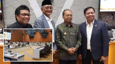 DPR dan Pemerintah Pusat Sepakat Percepat Pembangunan Infrastruktur Bali, Gubernur Koster Sukses Bawa Aspirasi Rakyat Bali 7 Gubernur Bali Wayan Koster bersama Menteri PU Dody Hanggodo, Ketua Komisi V DPR RI Lasarus dan Wakil Ketua Ridwan Bae pose bersama usai raker di Senayan, Rabu 8 April 2026.