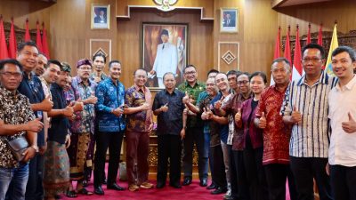 Koster: Kendaraan Listrik untuk Jaga Alam Bali.