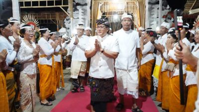Hadiri Karya Agung, Wagub Giri Prasta Apresiasi Pelestarian Adat, Seni Budaya Bali di Desa Adat Ekasari, Melaya 6 Giri Prasta Ajak Krama Adat Guyub.